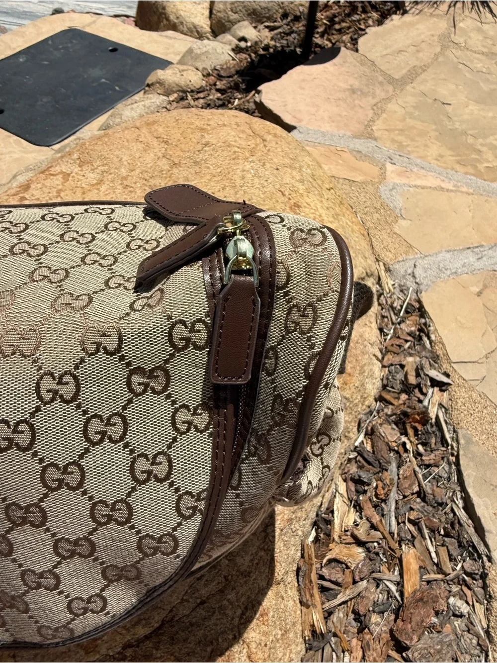 Gucci Beige/Brown GG Canvas Messenger Bag with diaper change pad !